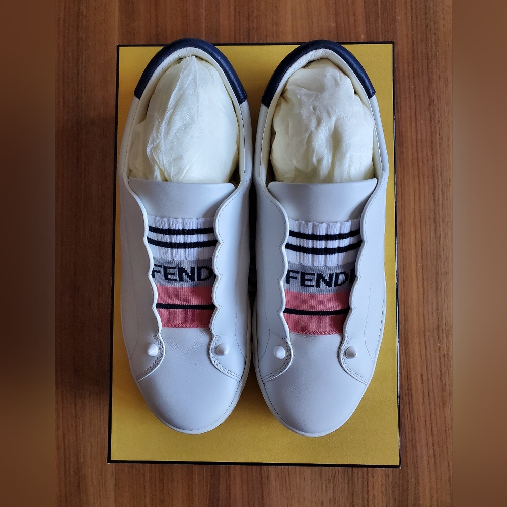 ***SOLD OUT***New 100% Auth Women's Slip on Rockoko Fendi Logo Sneakers White - Picture 9 of 12